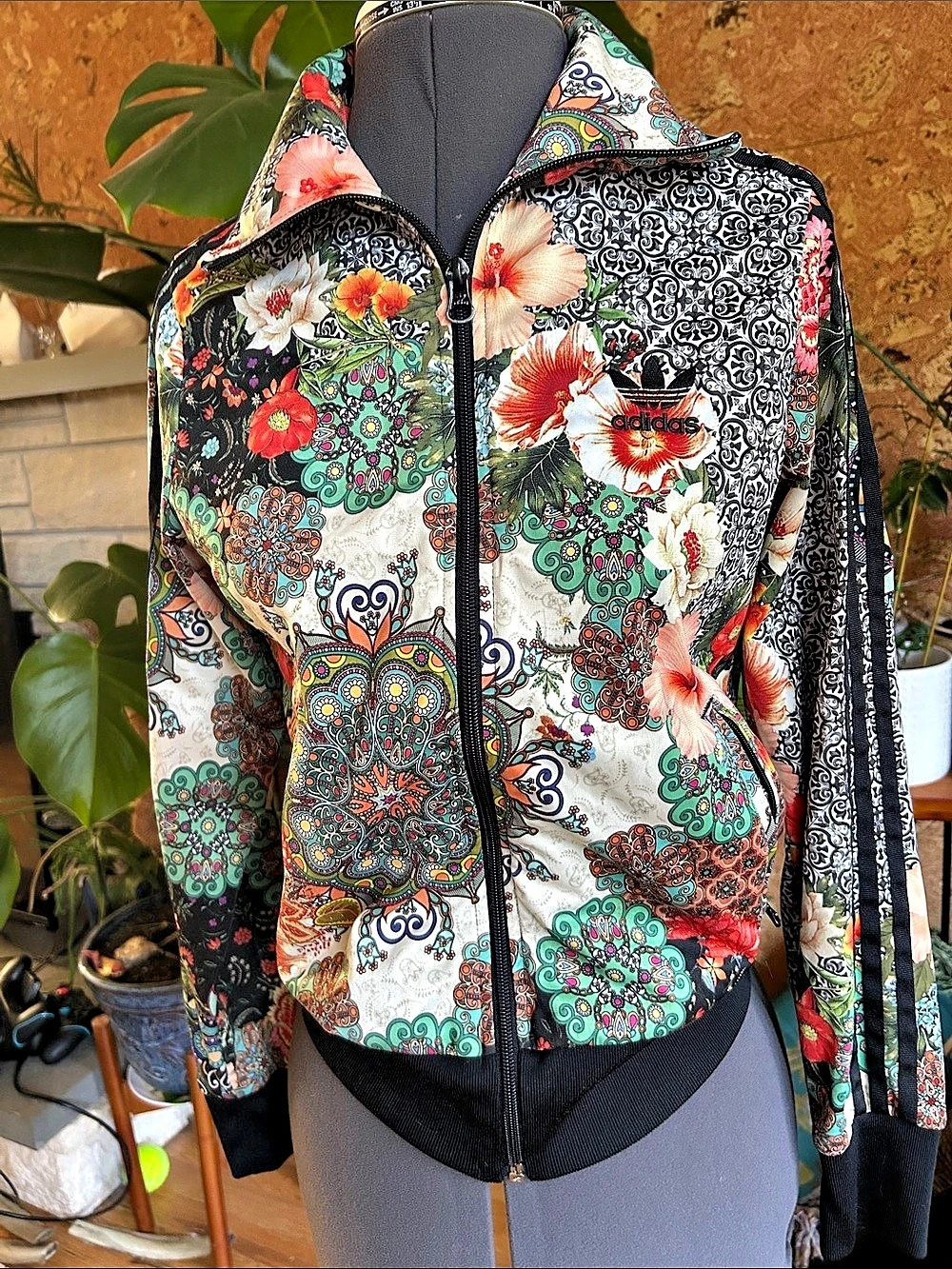 Adidas Originals Tropical Track Jacket Floral Track Jacket ✨EUC✨ Hard to Find!